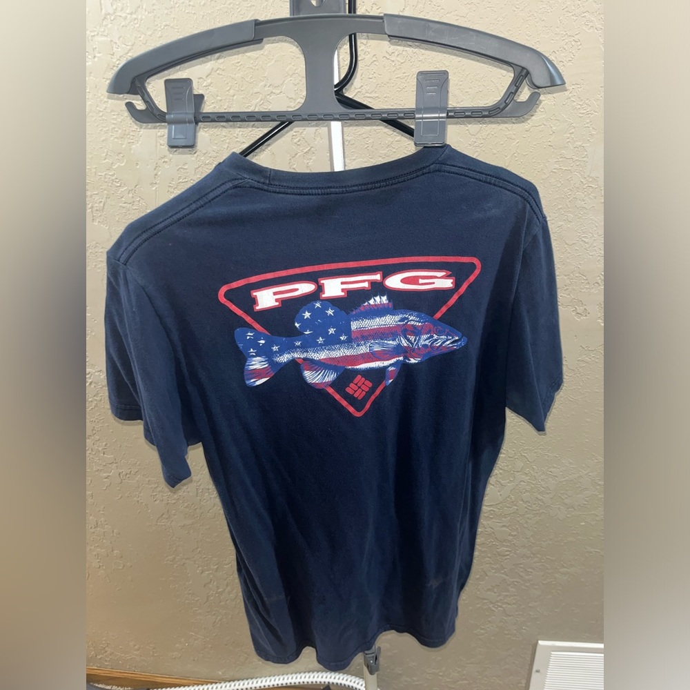 Columbia PFG tee